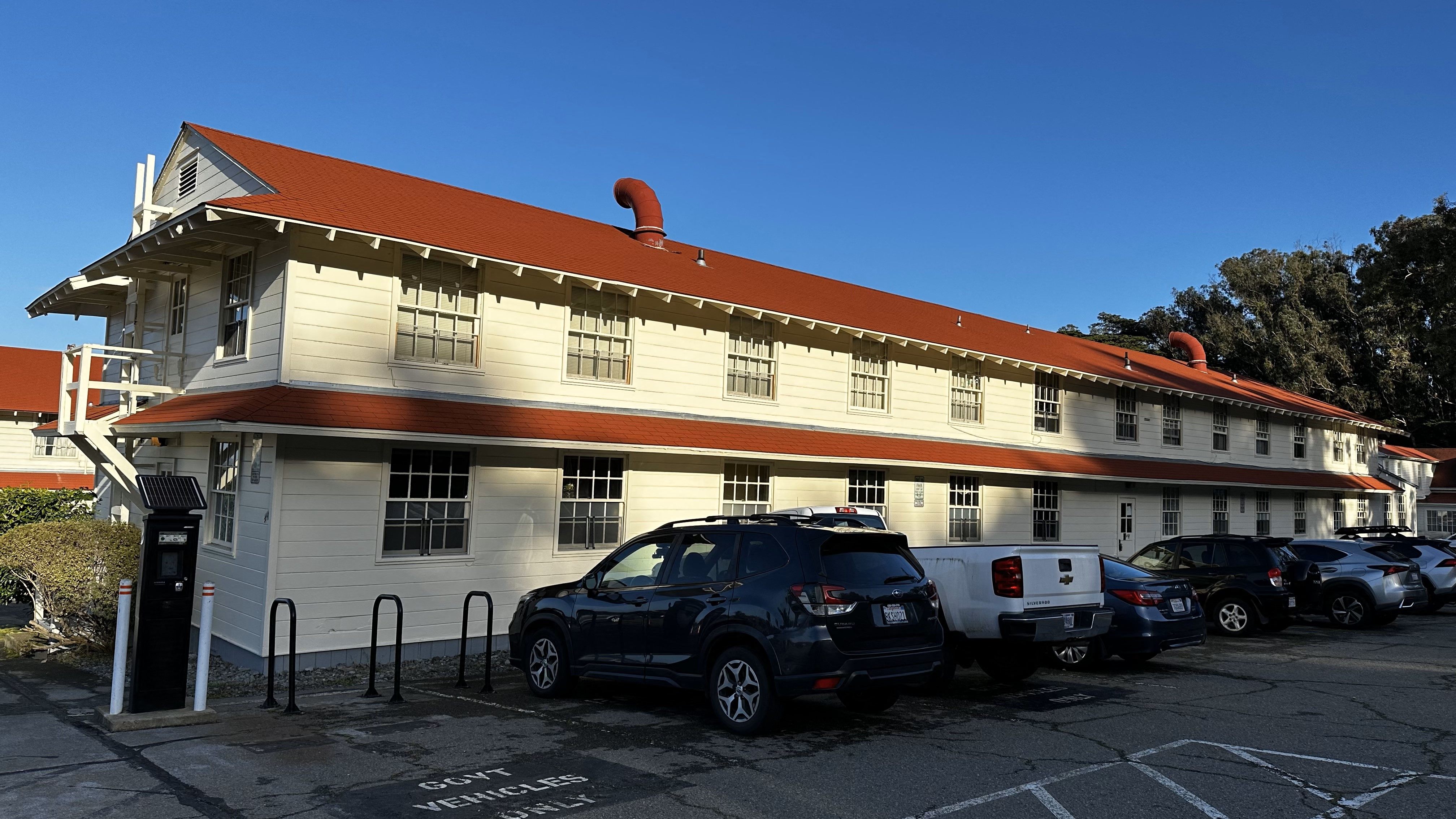 Moraga Avenue photo 5